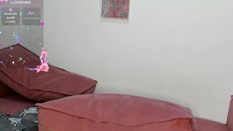   online show from February 16, 9:29 am