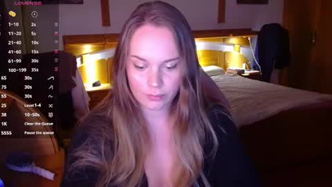 Lana online show from July 13, 8:56 pm