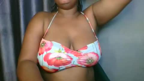 wetfatpussy_ online show from February 18, 6:52 pm