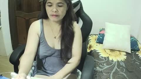 Lyns online show from October 16, 3:33 pm