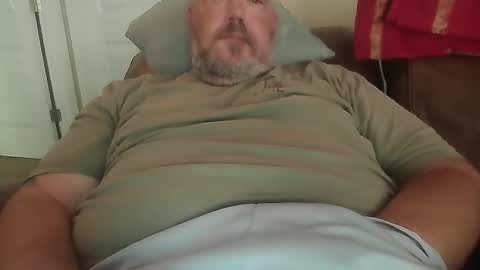 wguytonga online show from November 7, 8:00 pm