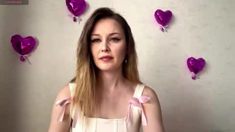 Hello I m Yuna and Ive been waiting for you   MaevAmy online show from June 7, 1:05 pm