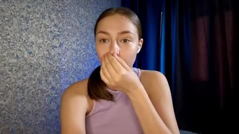 Hello I m Yuna and Ive been waiting for you   MaevAmy online show from April 24, 9:55 am