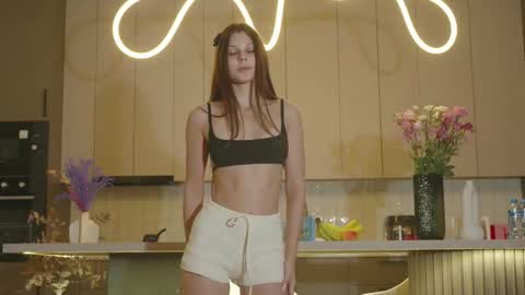 Naomi online show from November 5, 2:24 am