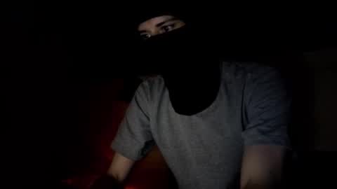 whispero_o online show from December 1, 2:04 pm