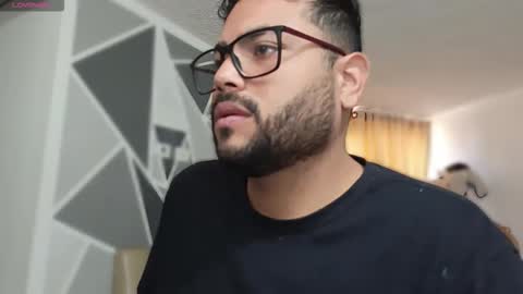 yors online show from February 20, 3:03 pm