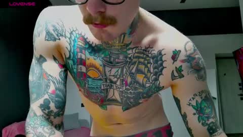 Max online show from November 13, 1:36 pm