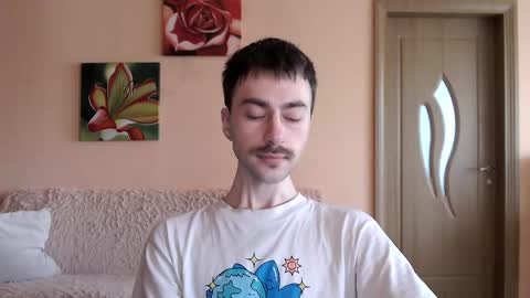 Tom online show from May 25, 12:22 pm