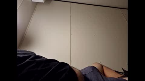 whiteboi9284 online show from February 1, 4:31 am