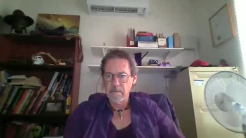 whiteboomer online show from January 9, 8:09 am