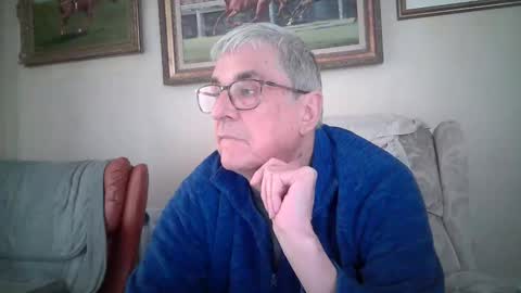 whitebriefs009 online show from April 6, 3:13 pm