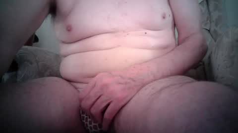 whitebriefs009 online show from June 13, 8:03 am