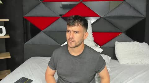 Dylan white online show from March 5, 12:27 am