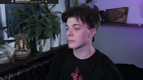 Gus online show from October 5, 6:37 pm