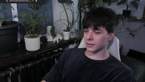 Gus online show from February 13, 11:26 pm