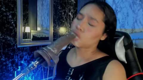 Whitney  online show from September 16, 4:26 am