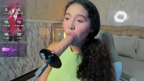 Whitney  online show from November 6, 3:31 am