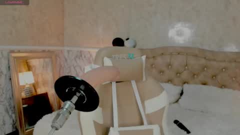 Whitney  online show from October 7, 4:52 am