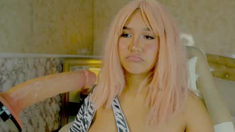 Whitney  online show from October 3, 6:43 am