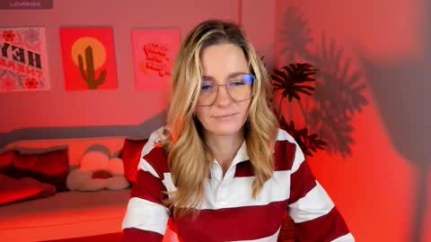 whitneypunnch online show from February 13, 3:37 pm