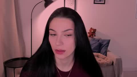 whoislulu online show from December 1, 7:34 pm