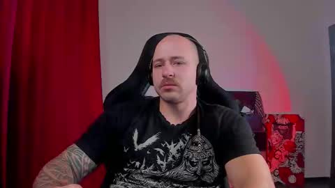 VI online show from November 30, 7:54 pm