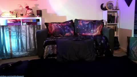 Gretchen  Jimmy online show from March 3, 2:36 am