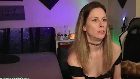 Gretchen  Jimmy online show from October 10, 11:20 pm