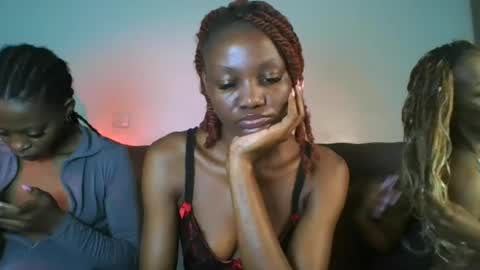 wifey online show from July 27, 11:57 pm