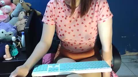 wild_pussy4u online show from January 14, 2:03 pm