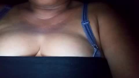 Snapshot of wild_thickpussy69 chatting on October 23, 11:44 am wild_thickpussy69 online show from October 23, 11:44 am