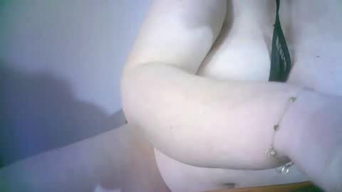 wild_tonya online show from April 22, 7:26 am