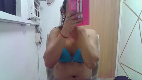 chloe online show from March 14, 10:52 am