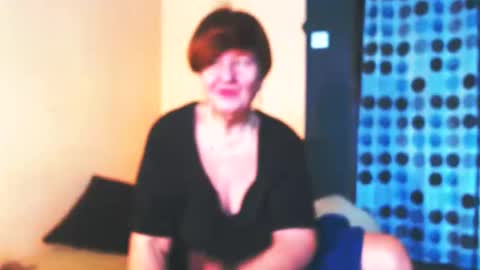 Snapshot of wildredcat chatting on February 20, 10:16 am WildRedCat online show from February 20, 10:16 am