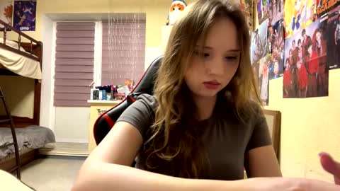 Olivia online show from February 15, 3:33 pm