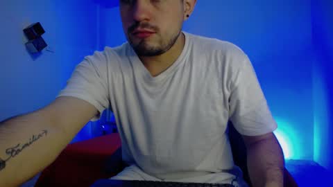 William Steel online show from April 21, 10:44 am