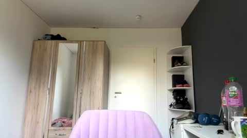 Mari online show from July 24, 7:16 am