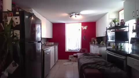 winebottle24 online show from February 14, 2:33 pm