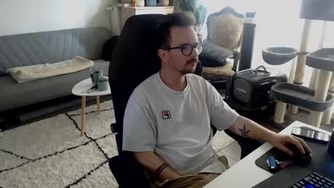 cream36 online show from October 12, 12:31 pm