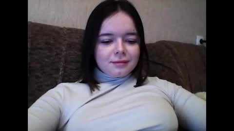 Snapshot of winter__white_rose chatting on February 11, 1:41 pm Emma online show from February 11, 1:41 pm