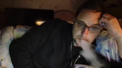 Snapshot of wirzwei8883 chatting on December 23, 11:06 pm Dirty online show from December 23, 11:06 pm