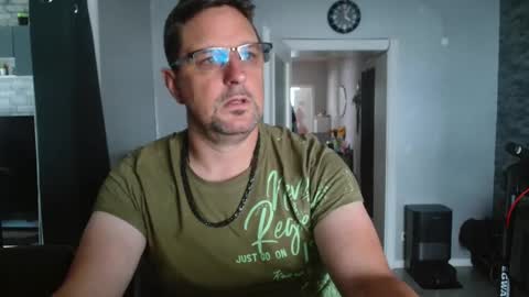 Dirty online show from June 11, 2:04 pm