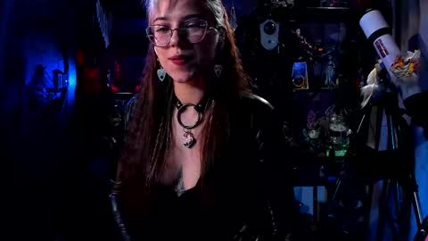 Snapshot of witch_fiona chatting on February 19, 8:20 pm Goddess of two strapons  - Mr. long Don Mr. Pinky online show from February 19, 8:20 pm