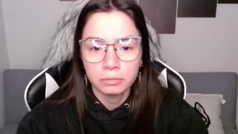 Alex online show from October 27, 2:22 am