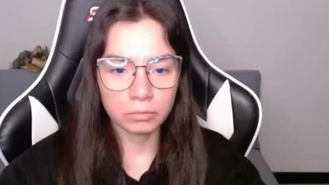 Alex online show from June 6, 2:28 am