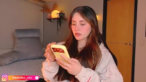   online show from April 24, 2:57 am