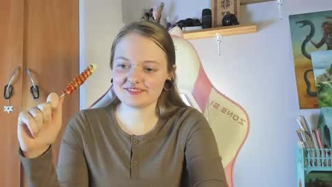 wonderconnie online show from October 2, 1:21 pm