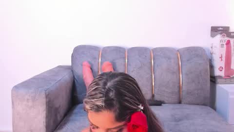 wonderkloe_ online show from February 22, 2:48 am