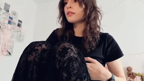 Stia online show from April 19, 7:09 am