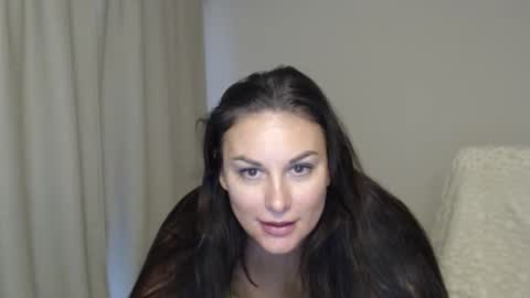 wonderr_woman online show from October 22, 1:24 pm